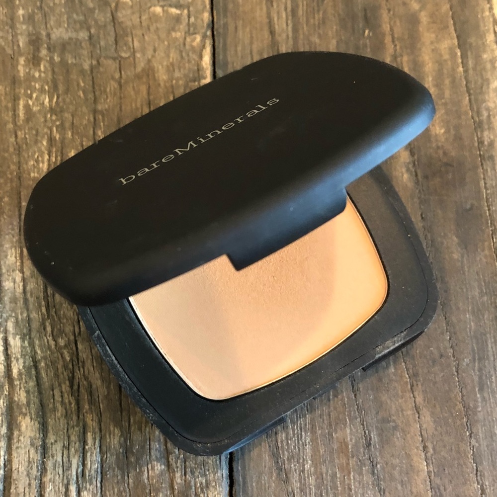 bareMinerals READY Foundation - R310